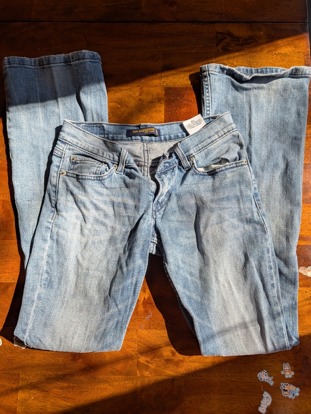 Levi Strauss Too Superlow 524 Medium Wash Junior's Boot cut Jeans Size 3